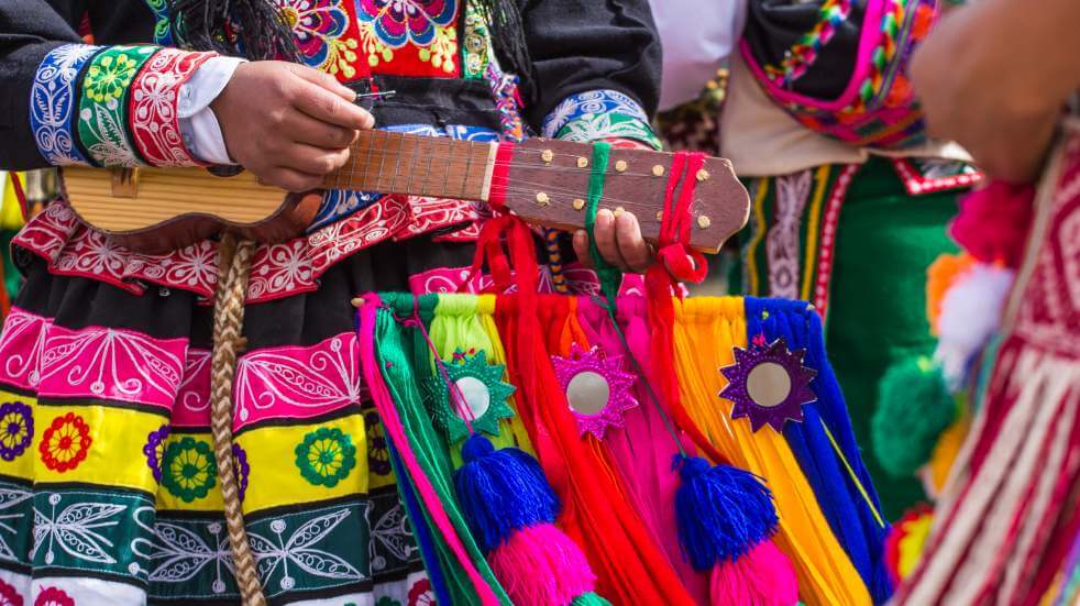 peruvian dancing